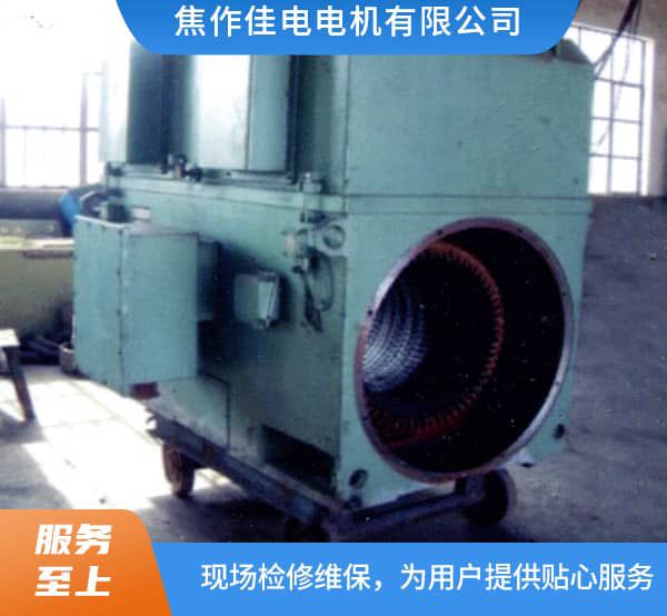 900KW电机拆卸现场